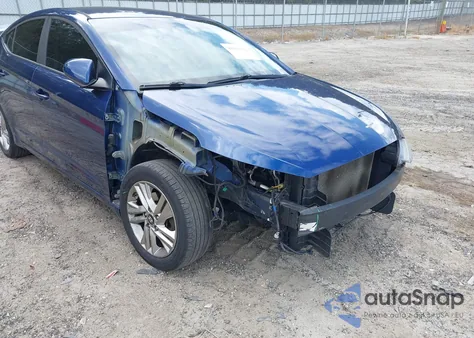 2019 Hyundai Elantra Sel z USA, uszkodzony, nr VIN 5NPD84LFXKH412532